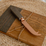 Tabla de Queso con Cuchillo Plateado